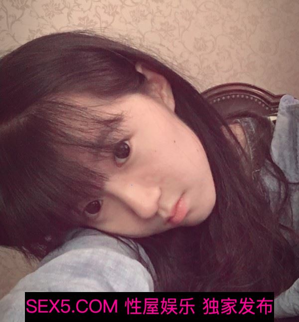 百度云泄密系列 大学刚毕业情侣捆绑打炮，新婚夫妻小穴好嫩 -