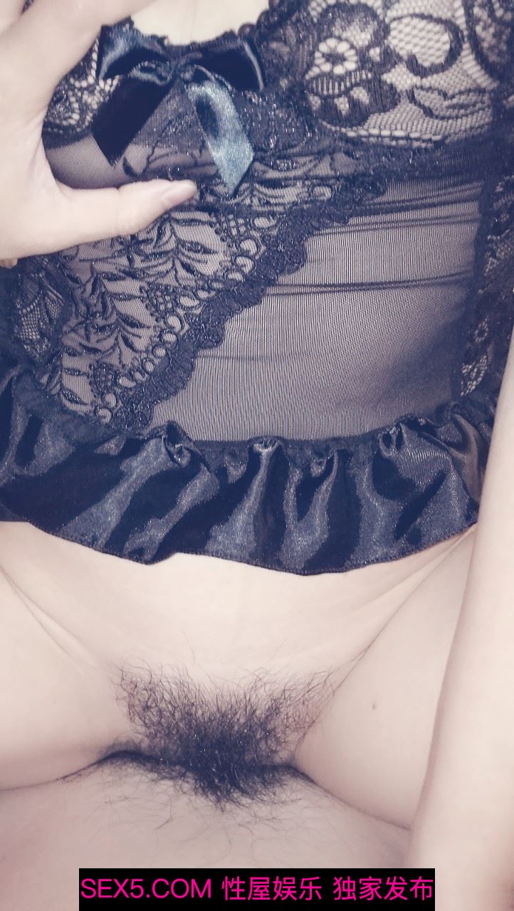 人间极品，白嫩的小嫂子美乳真白虎[14P]
