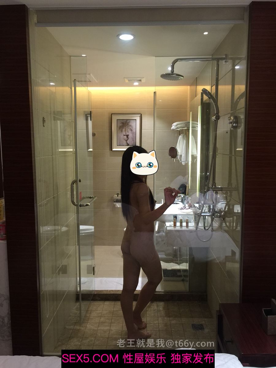 又约上心爱的小少妇，酒店一起做爱做的事[14P]
