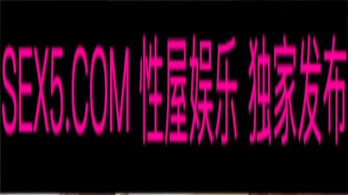 [MP4/1.0G]HD-720pの美乳模特私拍後攝影揩油撫摸全身黑絲足交擼射／顏值不錯的情侶日常性愛自拍內射騷穴