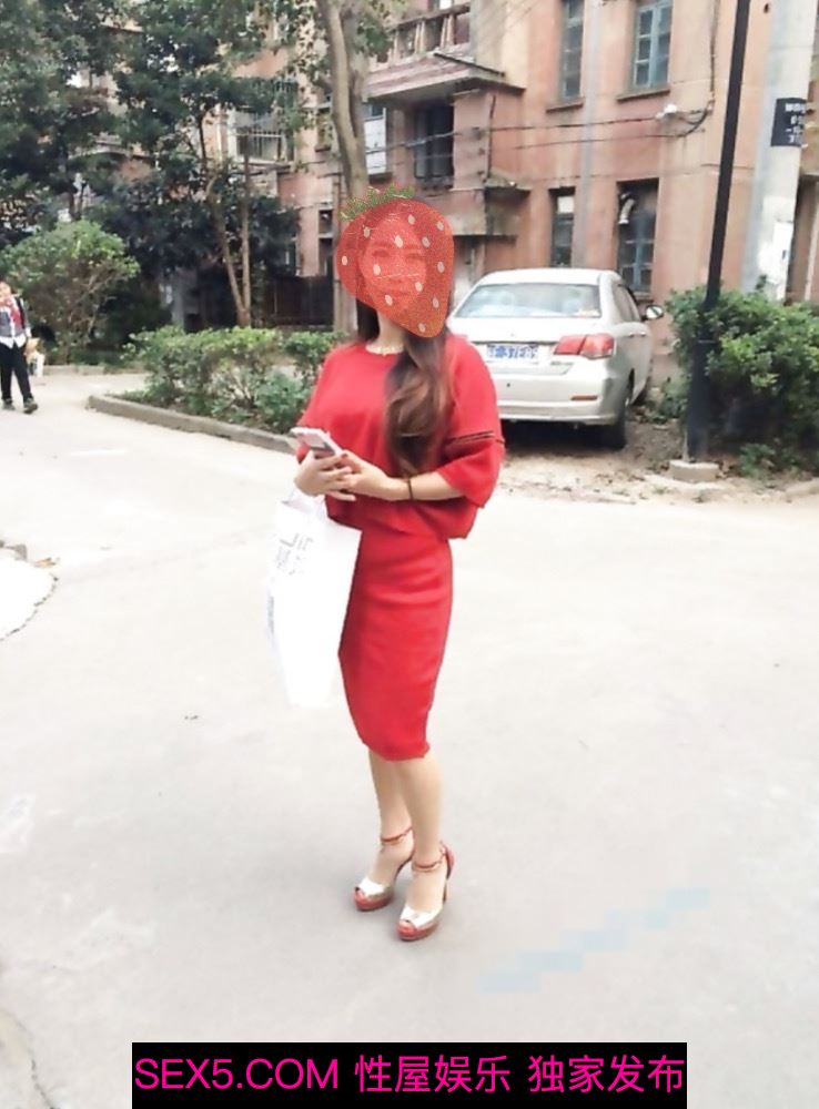 非常骚的单亲妈妈[11P]