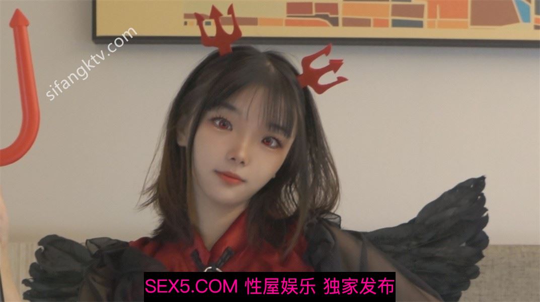 【钻石级❤️推荐】?露脸COSER?极品反差婊小玉儿COS西施艳舞玩穴私拍流出 万圣节小魅魔套图