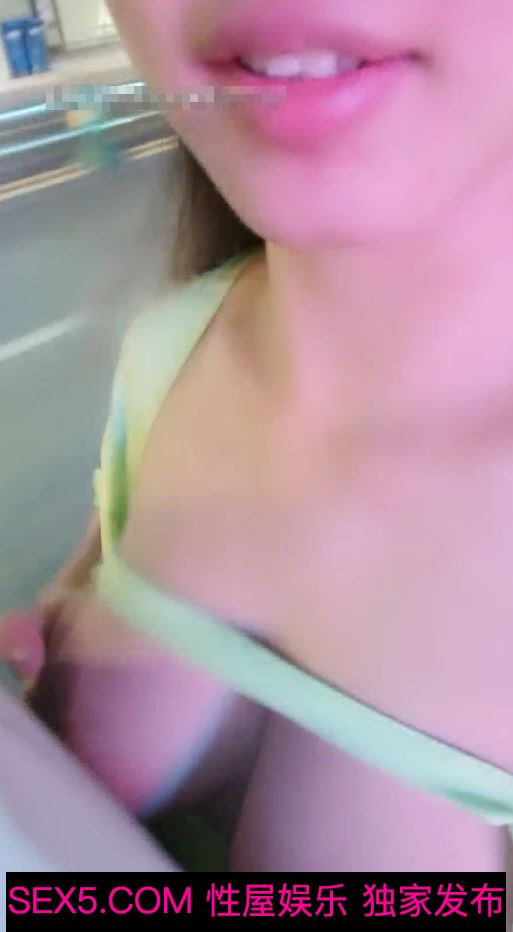 [MP4]STP23936 【孕妇也疯狂】街头电动车裸露，挑逗男友也不怕交警查，小区楼道里啪啪无套，撒尿内射刺激 VIP2209