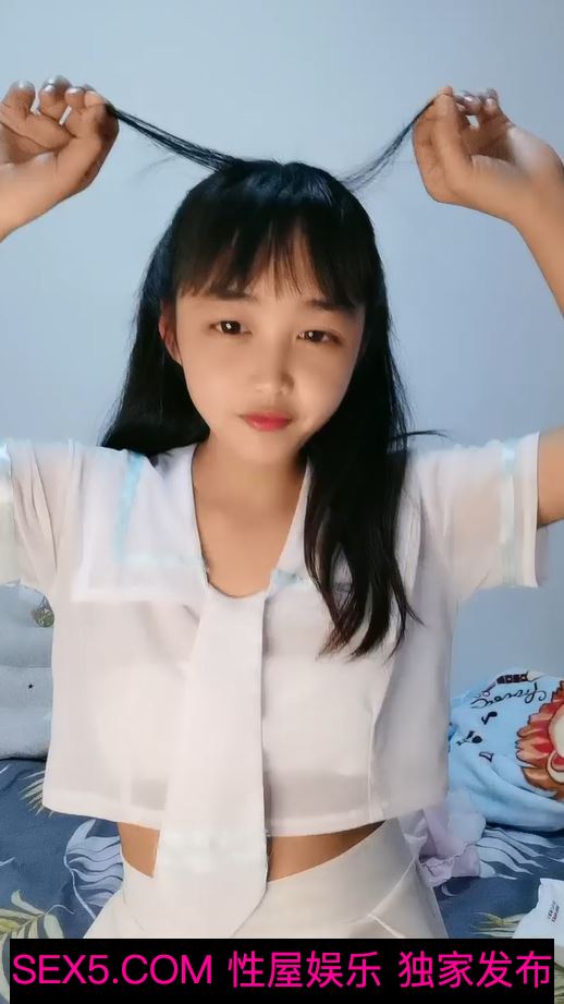 [MP4]STP24343 年轻小妈咪 生完孩子出来挣奶粉钱了 露脸娇小可爱 揉着小奶子自己抠骚穴 淫水还是那么多 听狼友指挥 VIP2209