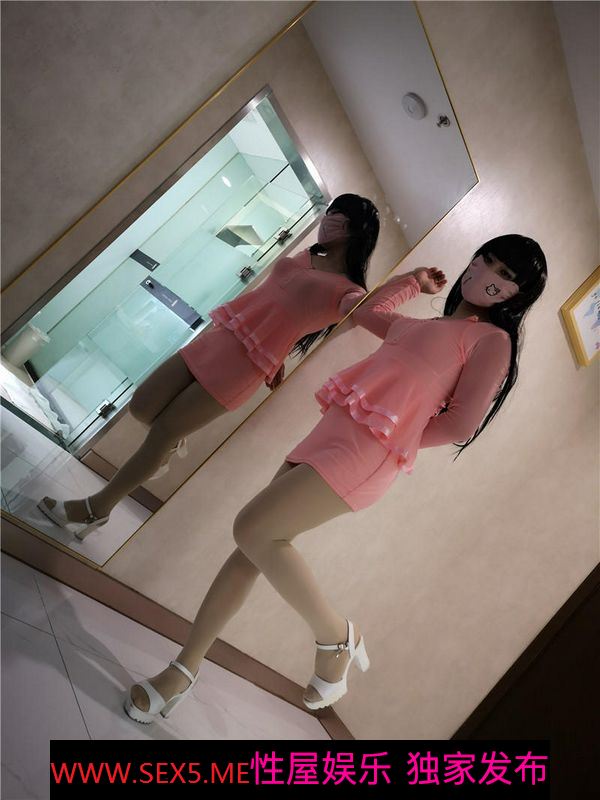 外纯内骚的女友绿帽戴了不少[12P]