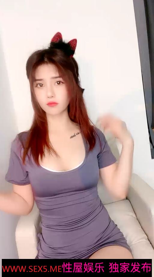 [MP4]STP26775 爆炸身材！ 精品网红女神！丝袜美腿包臀裙 脱光光大尺度秀 振动棒猛插穴 搞得小穴多是白浆 VIP0600