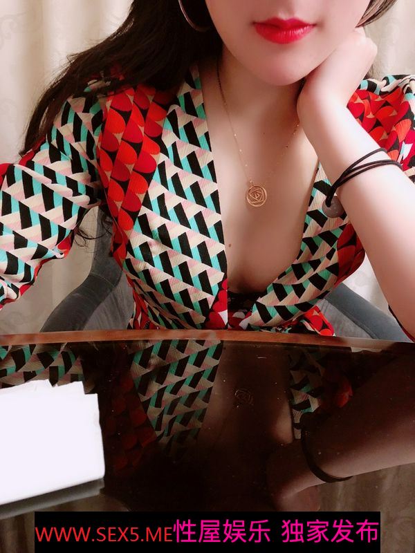 气质美女最近迷上了精油spa！[22P]