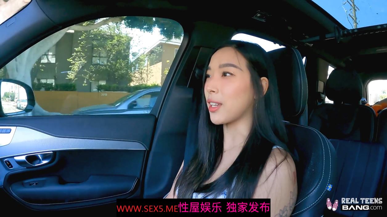[MP4/567MB]OnlyFans网红反差骚女【李艾】下海拍片约会富二代开房被各种啪啪~诱人大屁股一字马大开腿爆肏