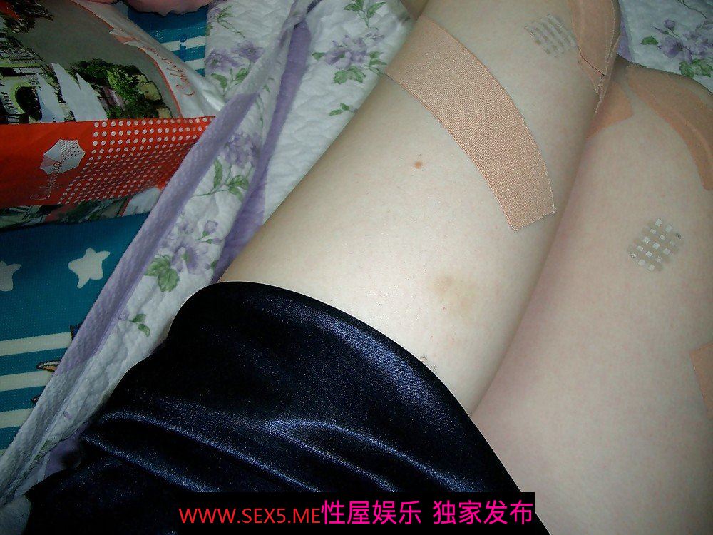 这对大奶绝对抢眼 屁股很翘皮肤细腻光滑 绝对是不可多得的美女[22P]