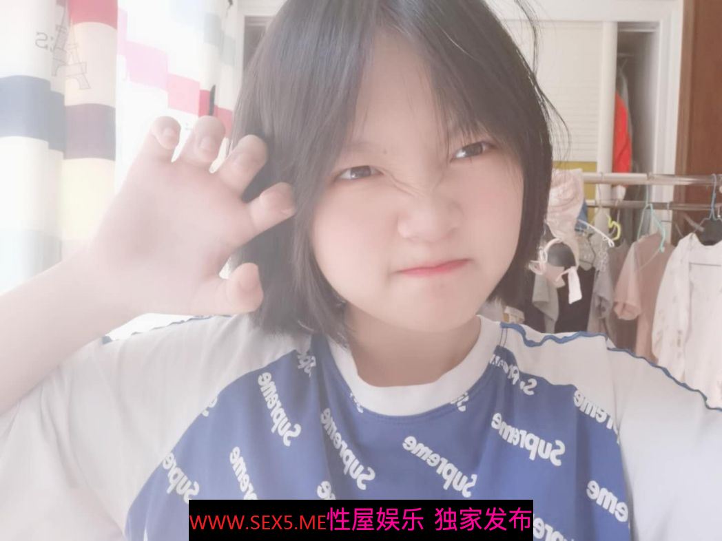 婴儿肥的肉感小妹，懵懵懂懂插着最舒服[20P]