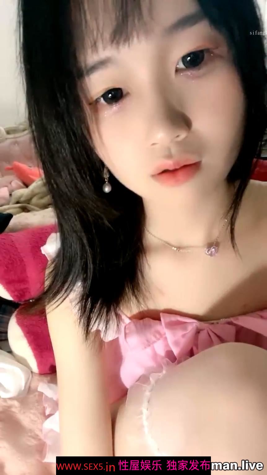 [MP4]STP30701 兄弟们，这个真的是嫩！【喝一口酸奶】，旺旺小馒头还在发育中，下海，捞钱，小逼逼掰开特别粉 VIP0600