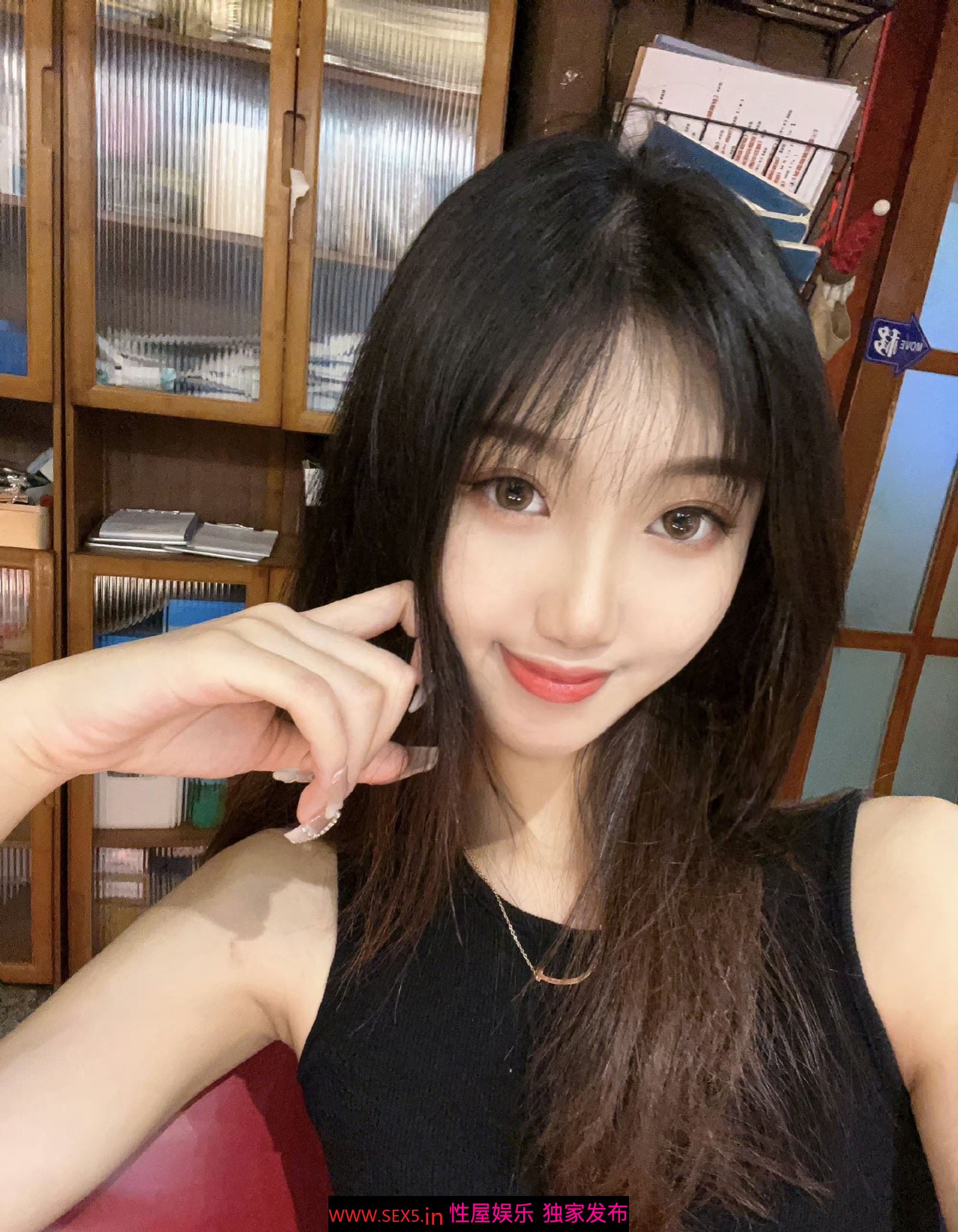 【长腿黑丝女神❤️视觉盛宴】黑丝女神YYDS 超多大长腿黑丝女神啪啪合集 人美声甜 顶级视听享受